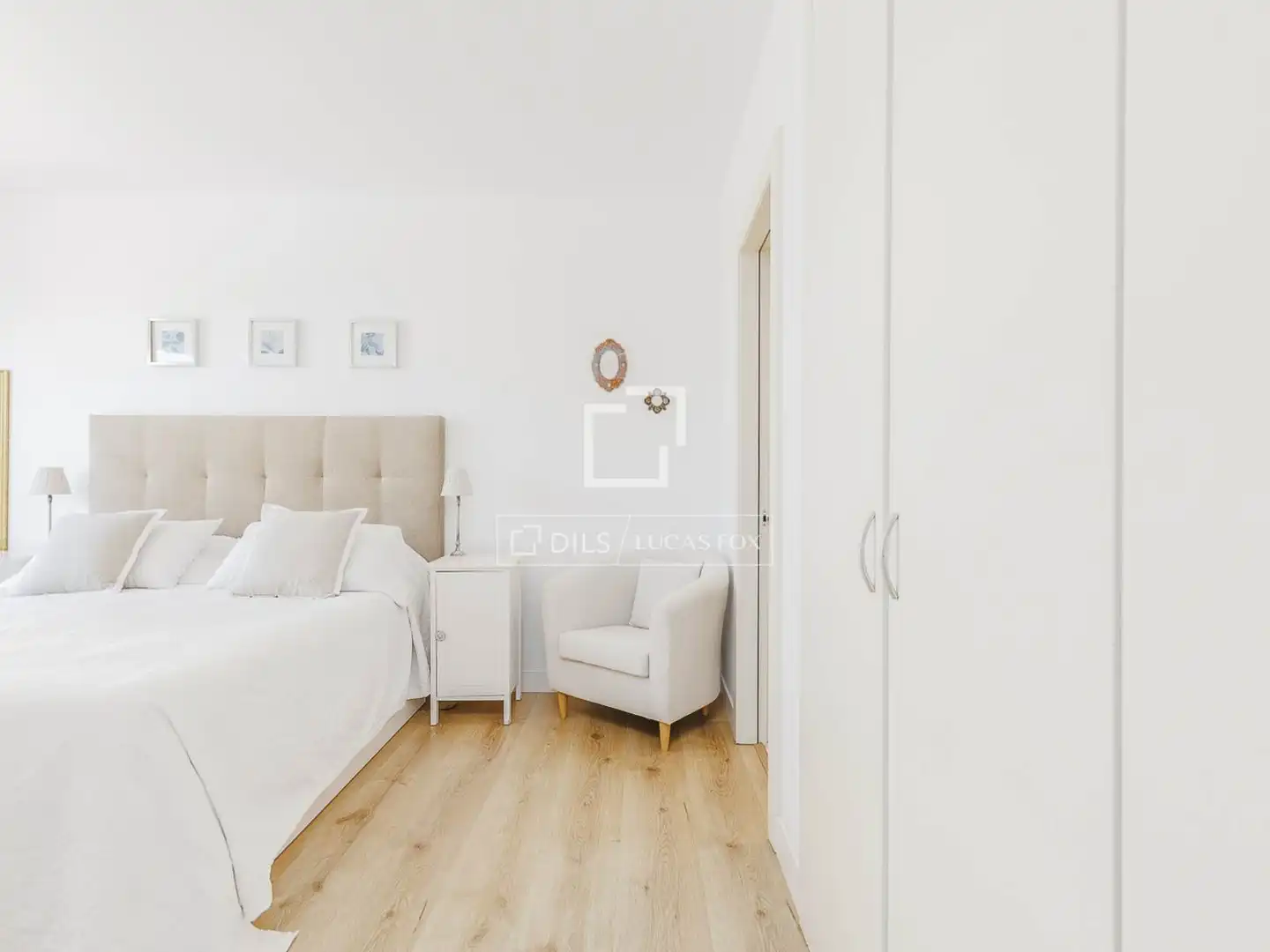 Bedroom of Flat for sale in Barcelona  with Air Conditioner, Private garden and Terrace
