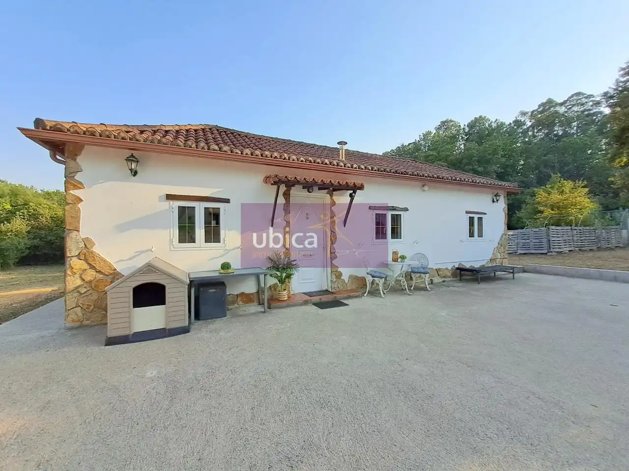 House with garden for sale in Salceda de Caselas