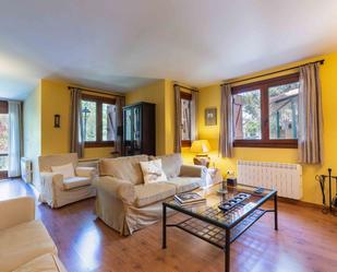 Living room of Single-family semi-detached for sale in Alcalá de la Selva  with Heating, Private garden and Terrace