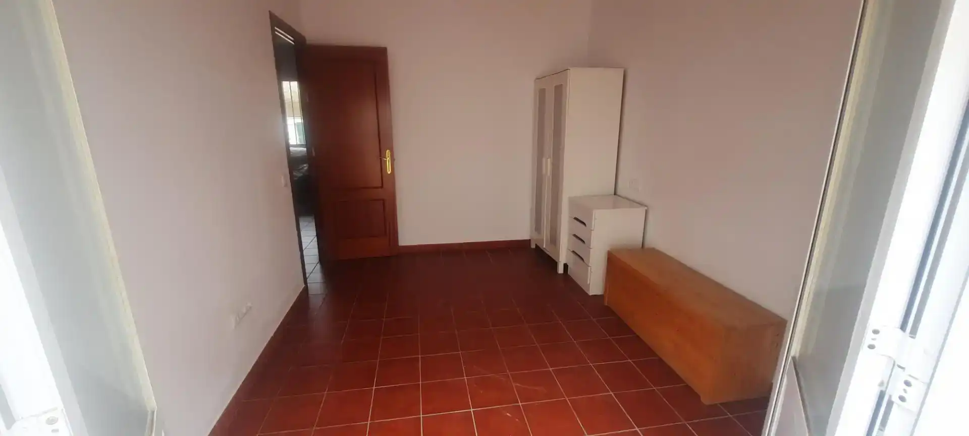 Habitación de Apartamento en venta en El Pedroso con Jardín privado, Amueblado y Lavadora