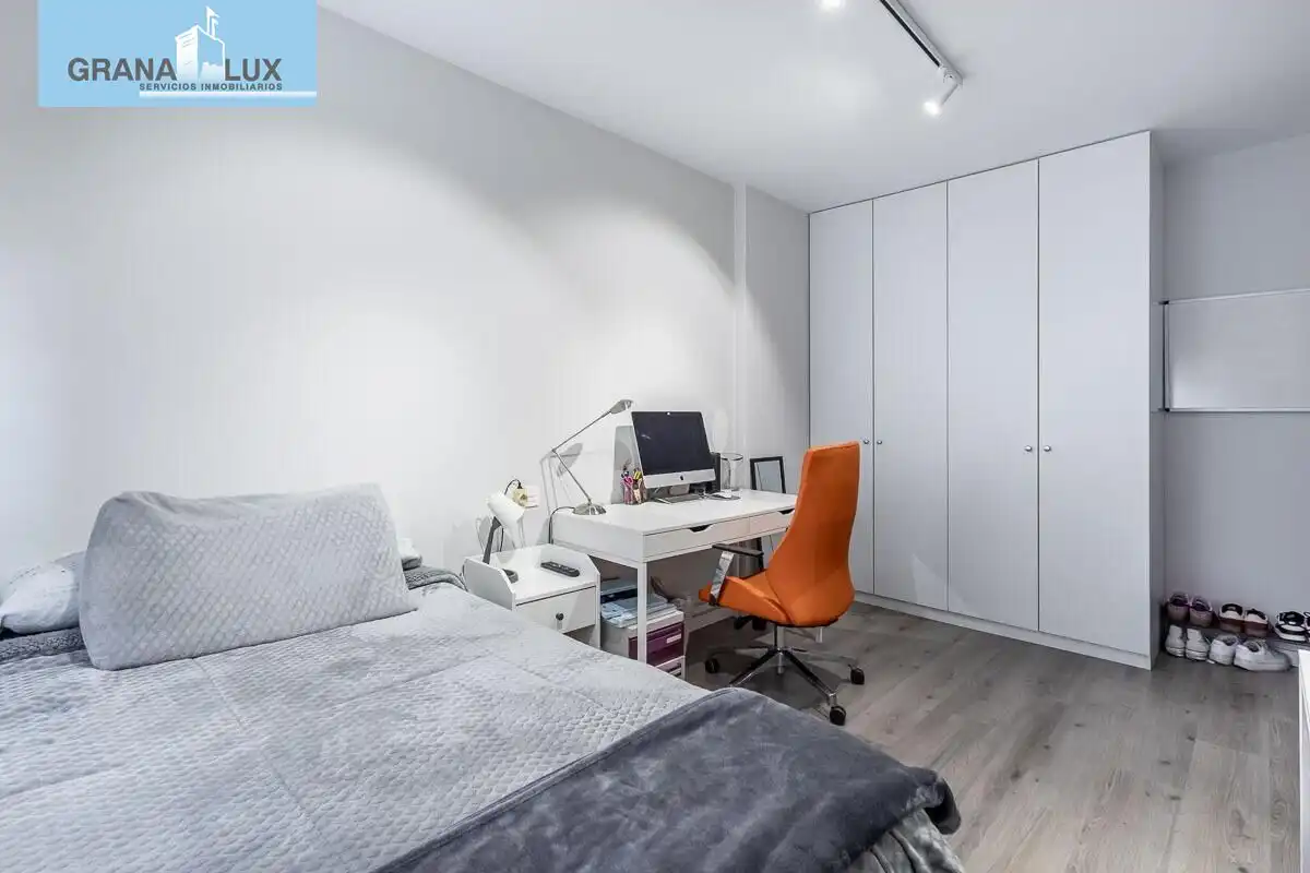 Bedroom of Houses for sale in Granada  with Air Conditioner, Heating and Terrace