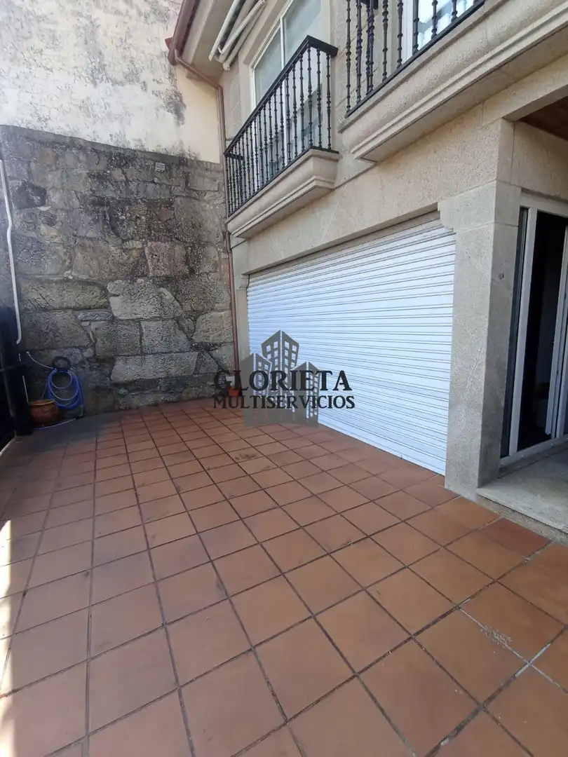 Parking de Casa adosada en venta en Baiona con Calefacción, Parquet y Terraza