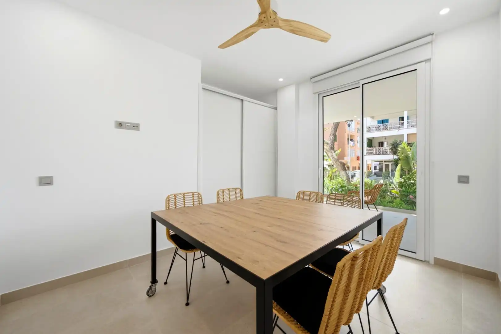 Comedor de Planta baja de alquiler en Ses Salines con Aire acondicionado, Calefacción y Terraza