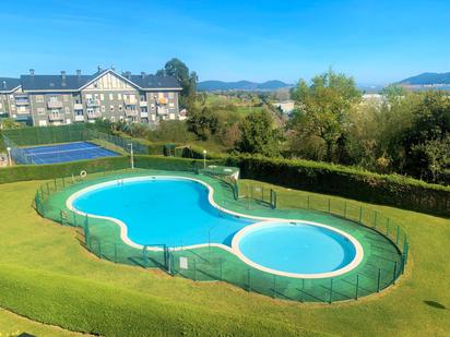 Swimming pool of Flat for sale in Bárcena de Cicero  with Heating, Furnished and Oven