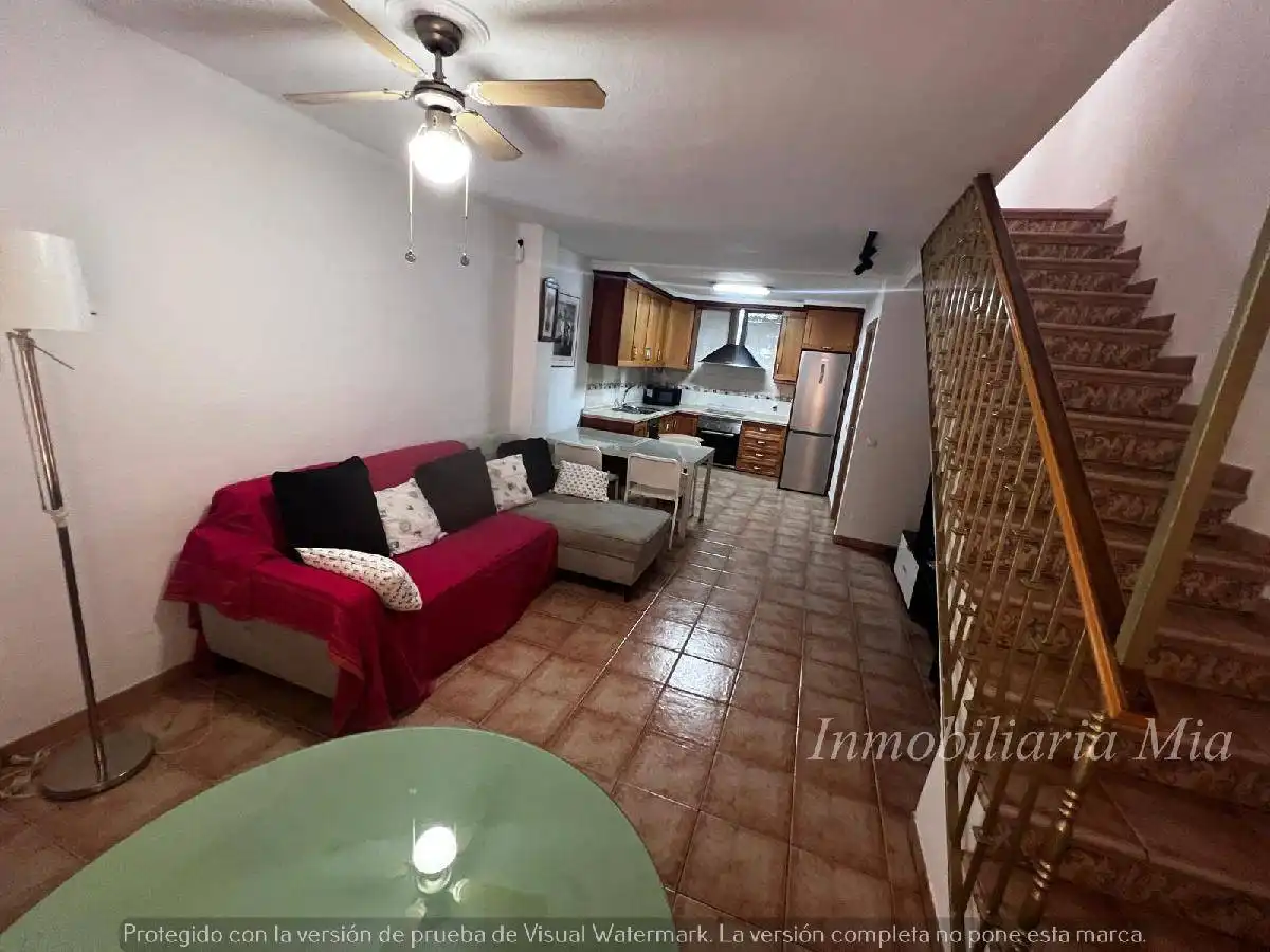 Sala d'estar de Casa o xalet de lloguer en Torremolinos amb Piscina, Moblat i Piscina comunitària