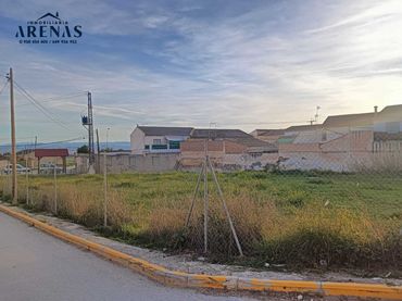 Wohnbaugrundstück zum Verkauf in Pinos Puente