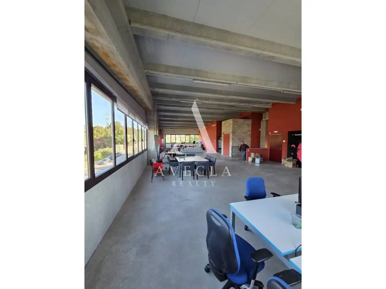 Nau industrial de lloguer en Rubí