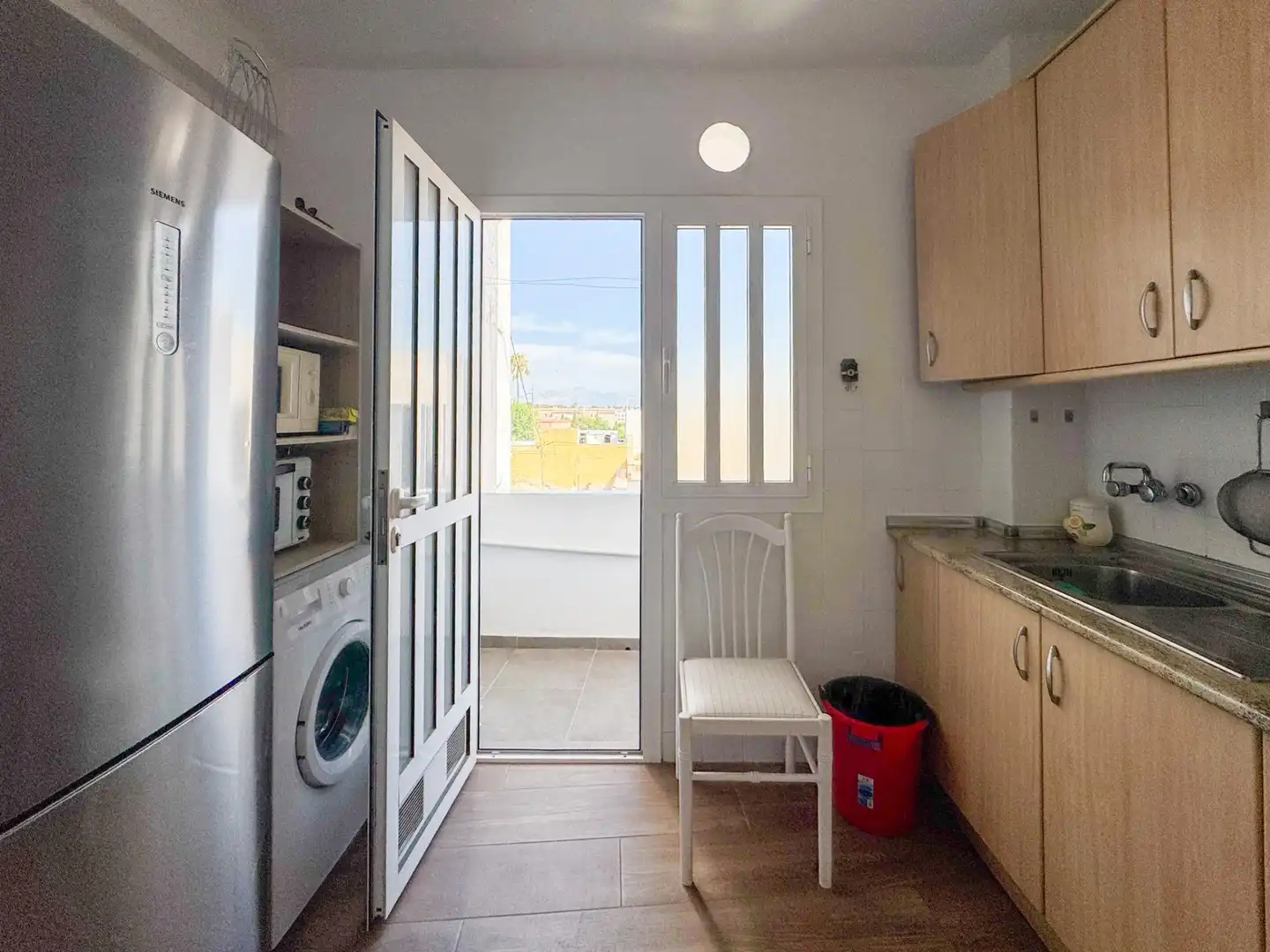 Cocina de Piso de alquiler en Alicante / Alacant con Amueblado y Balcón