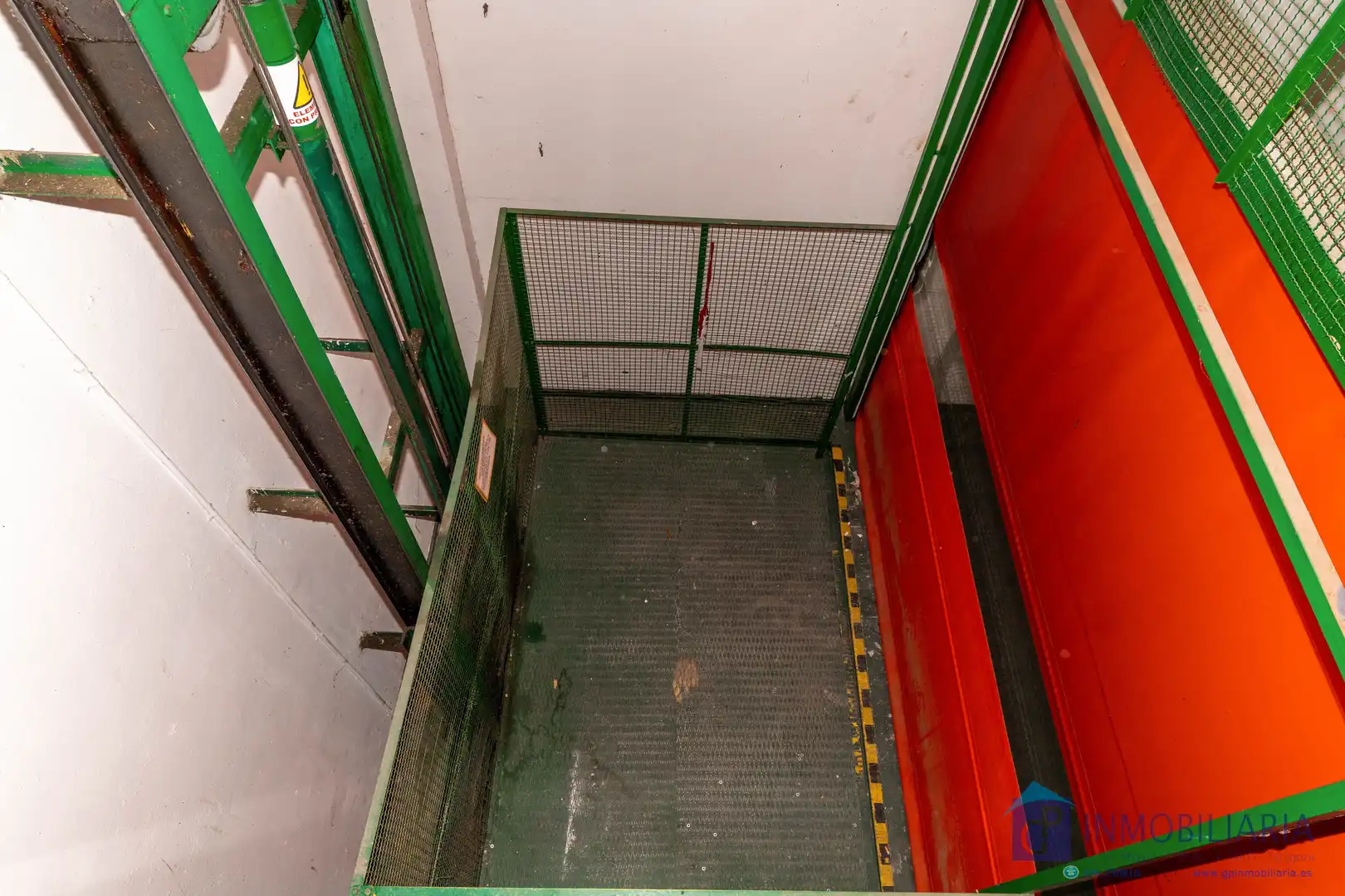 Nave industrial en venta en Zaragoza