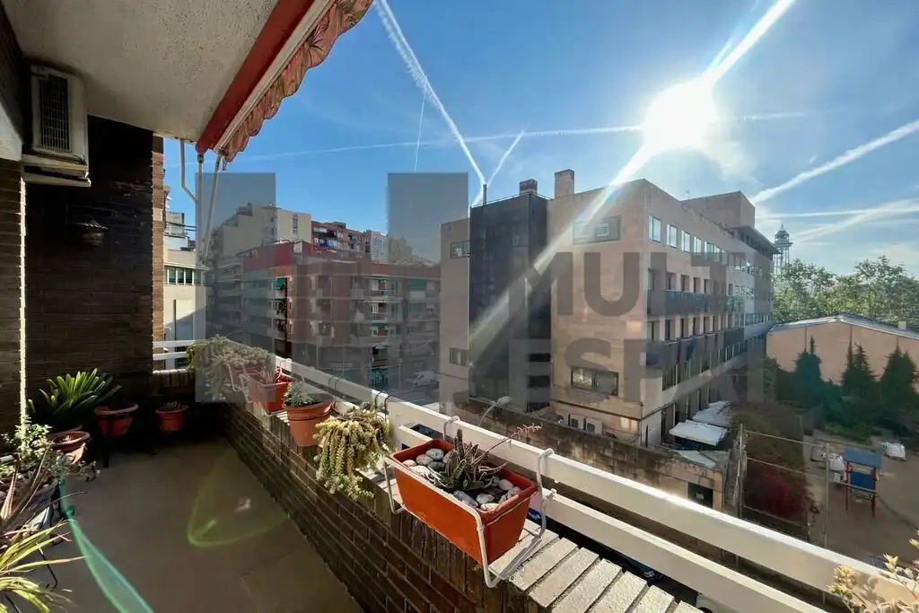 Terrassa de Pis en venda en Barcelona amb Aire condicionat, Terrassa i Balcó
