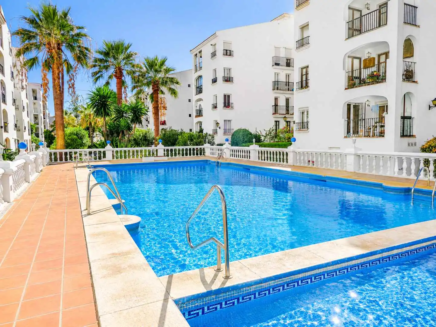 Swimming pool of Apartments for sale in Manilva  with Terrace and Community pool