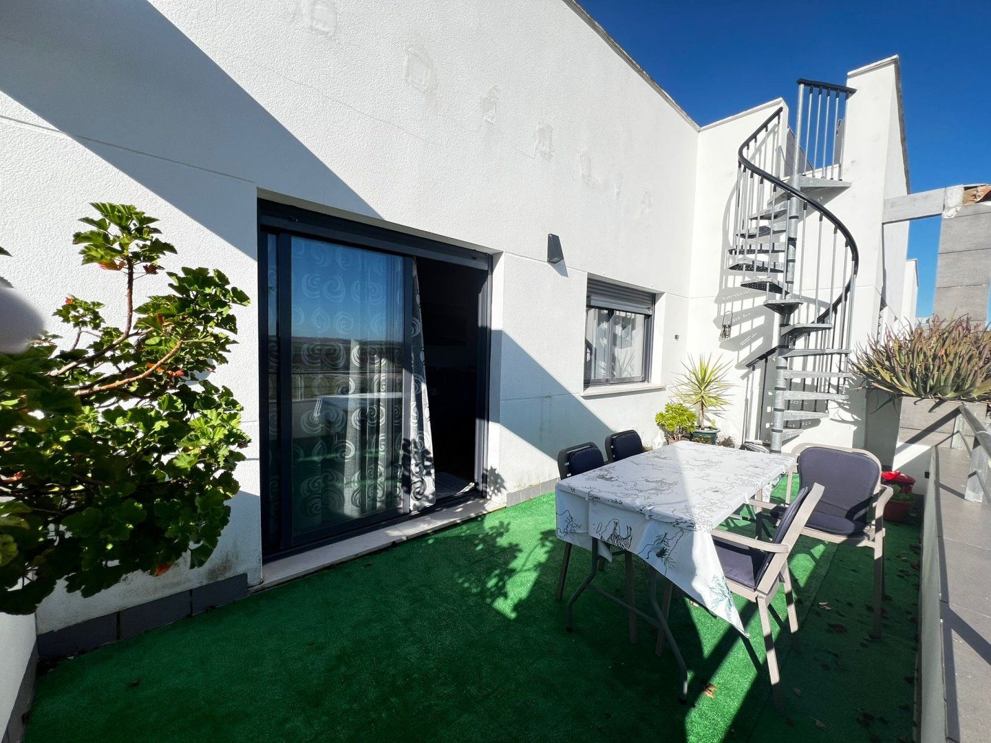 Terrace of Attic for sale in Espartinas  with Air Conditioner, Heating and Terrace