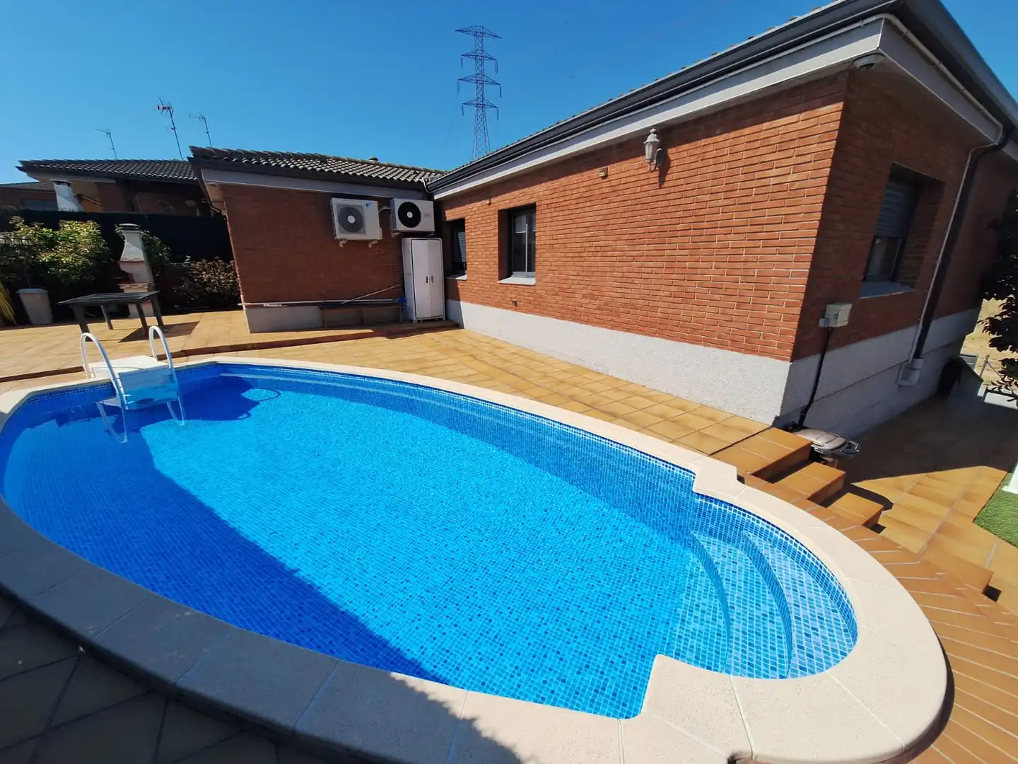Detached house with pool for sale in Carrer Alboraia, imagen 3
