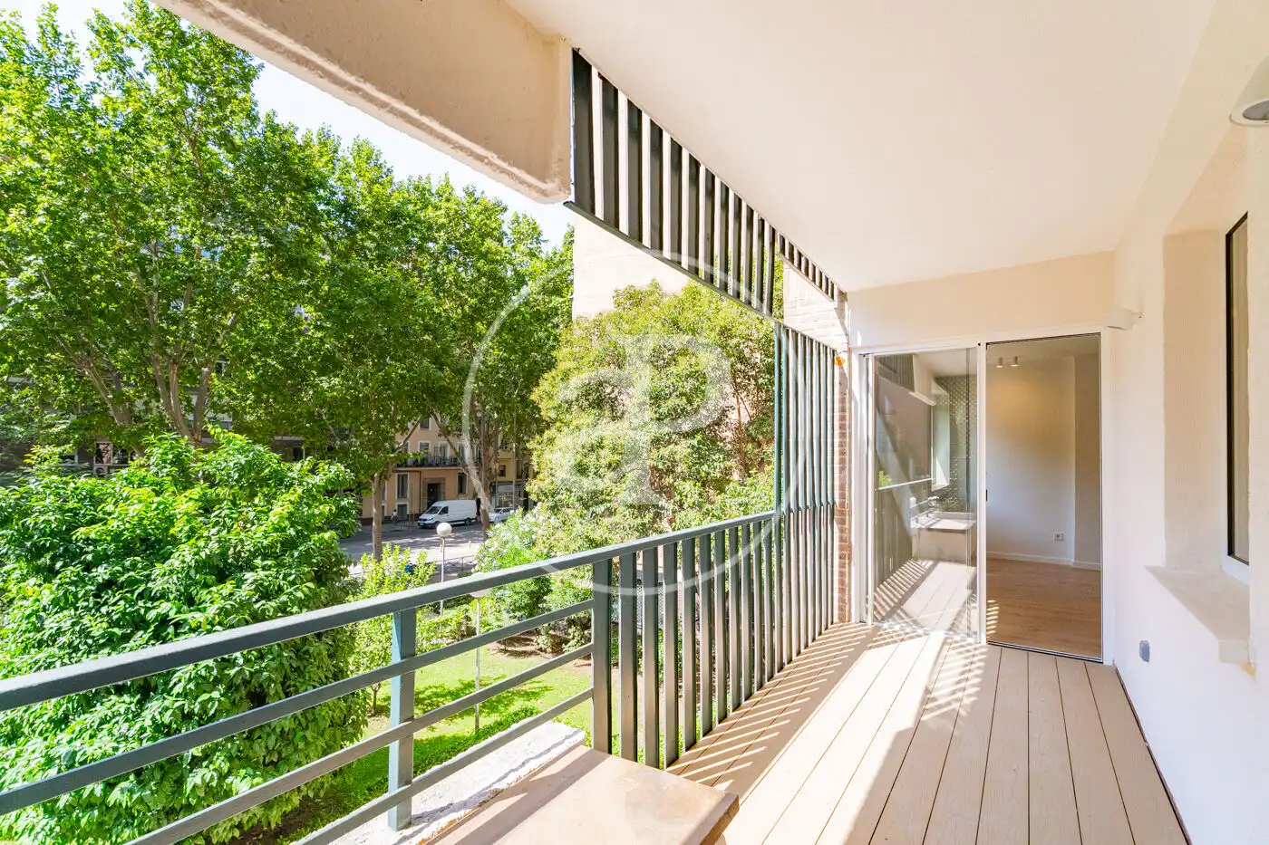 Terraza de Piso en venta en Madrid con Aire acondicionado, Calefacción y Jardín privado