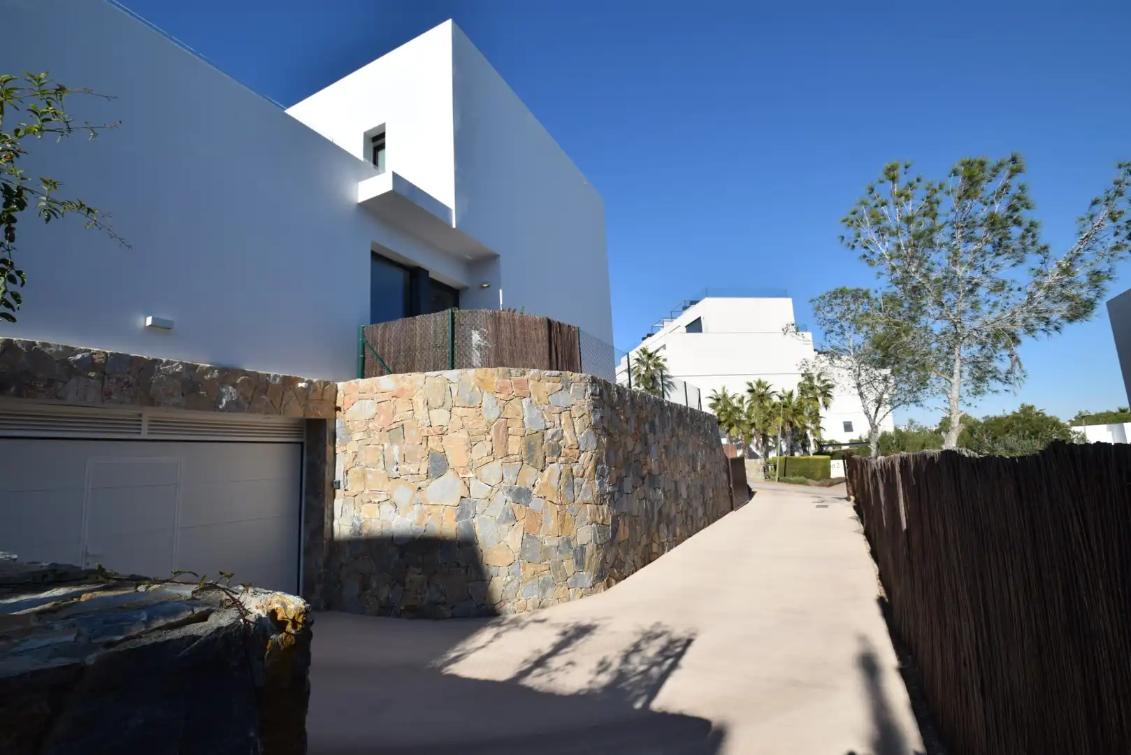 Vista exterior de Casa o chalet en venta en Orihuela con Aire acondicionado, Calefacción y Jardín privado