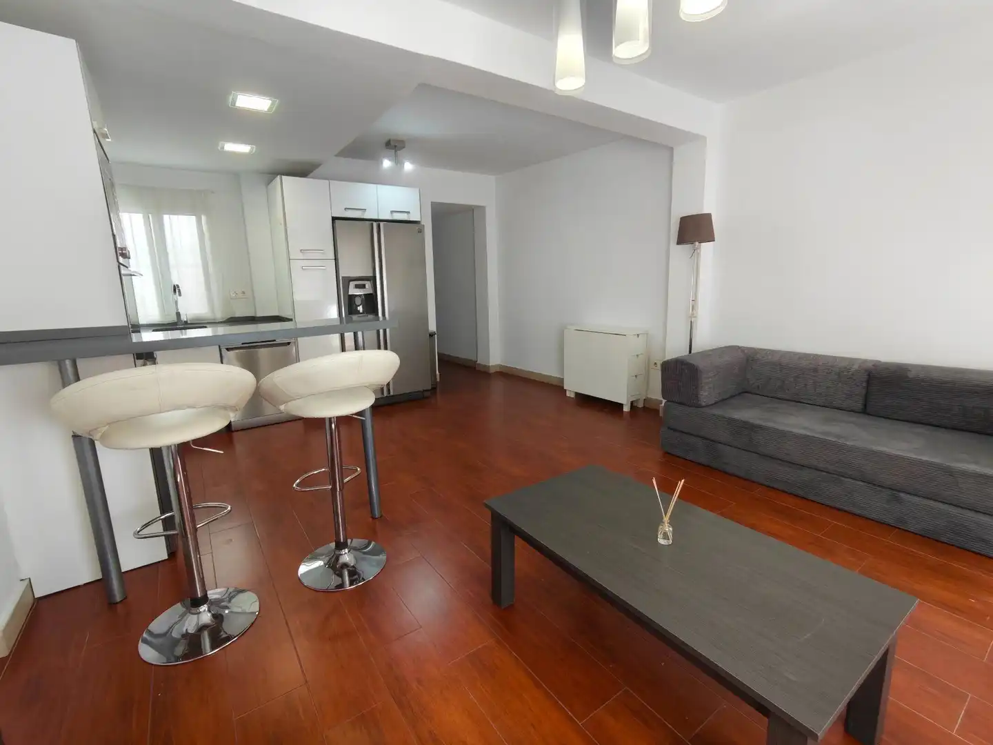Sala de estar de Apartamento de alquiler en Sevilla con Aire acondicionado, Calefacción y Amueblado