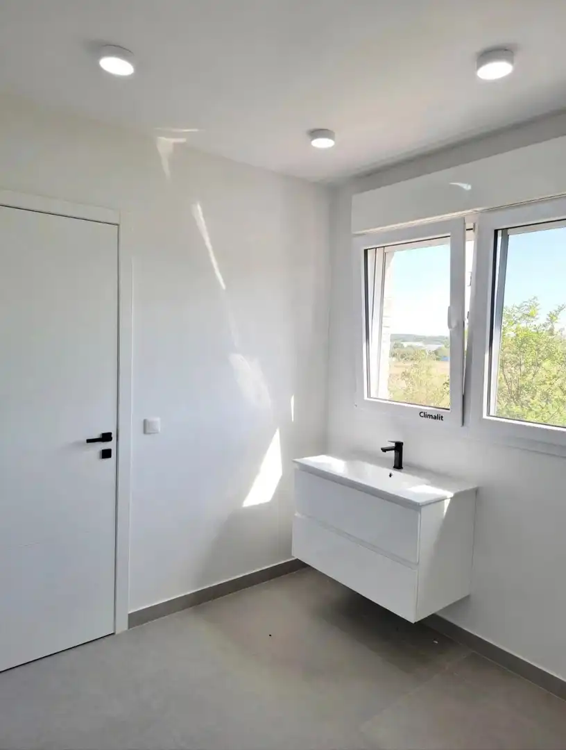 Bany de Casa o xalet en venda en Bétera amb Calefacció, Jardí privat i Terrassa