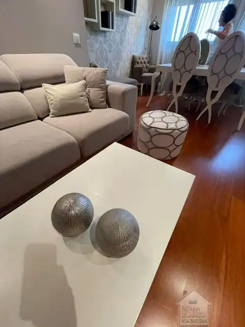 Wohnung zur Miete in La Calzada - La Florida
