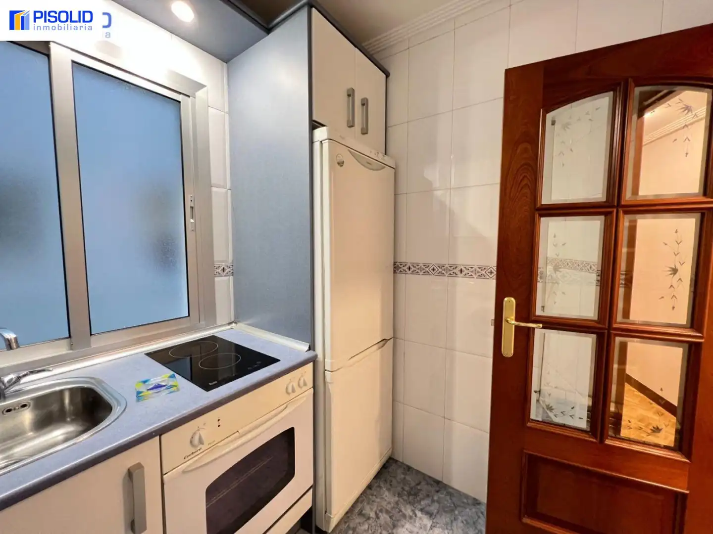 Cuina de Pis de lloguer en Valladolid amb Calefacció, Parquet i Moblat