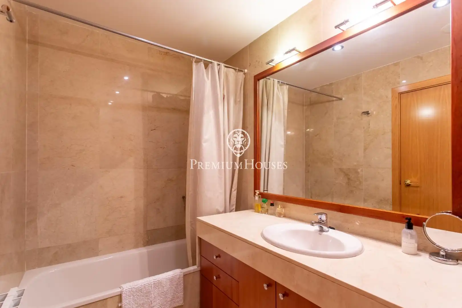 Bathroom of Detached homes for sale in Montgat  with Heating, Private garden and Terrace
