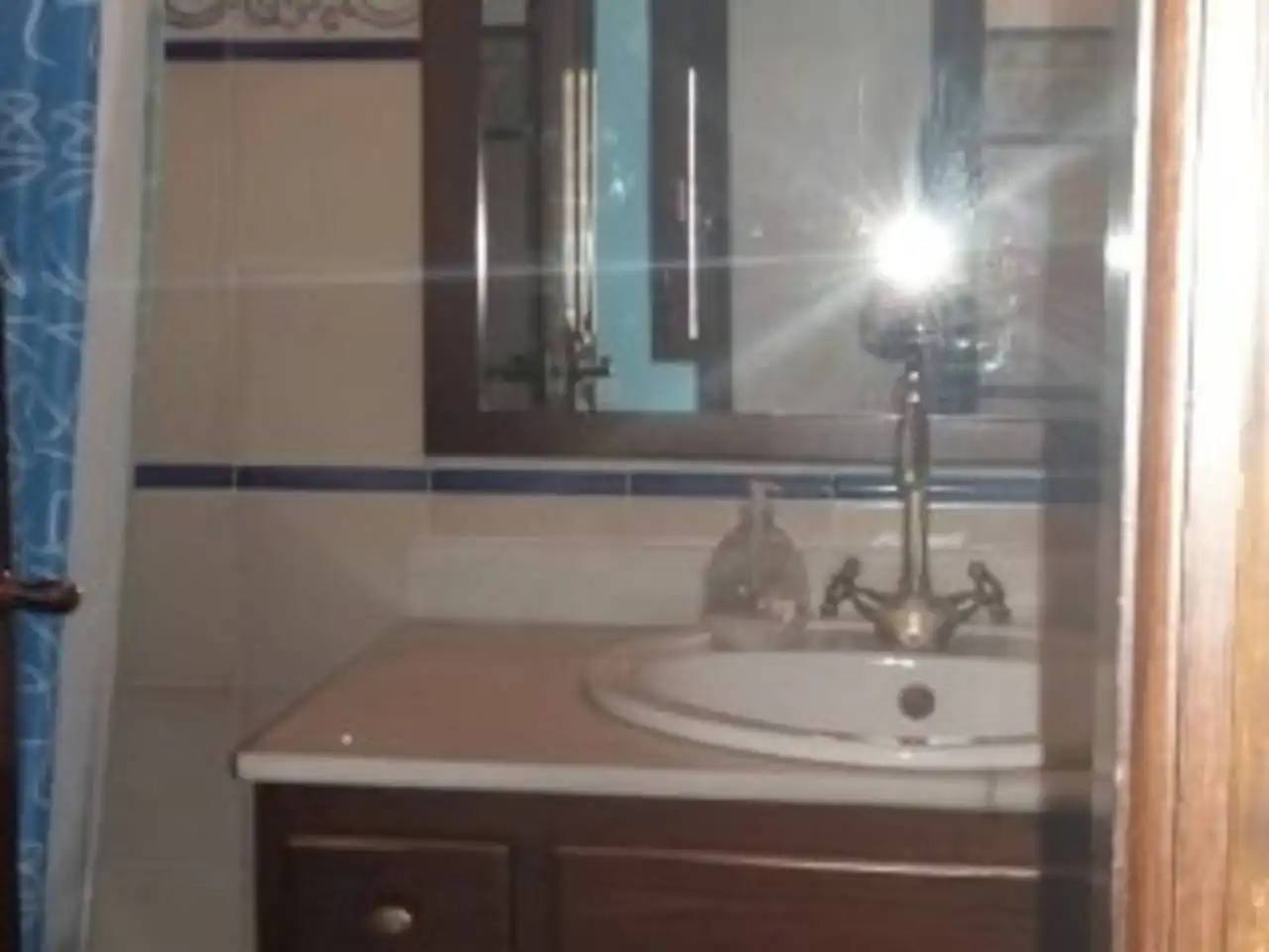 Bathroom of Houses for rent in Carmona  with Air Conditioner, Heating and Private garden
