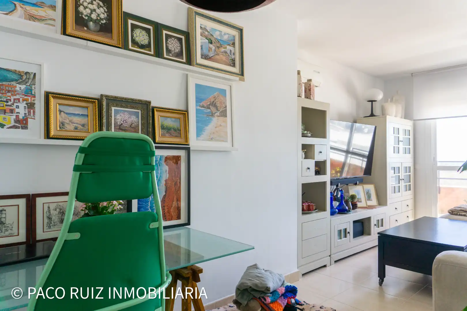 Piso en venta en Almería con Balcón