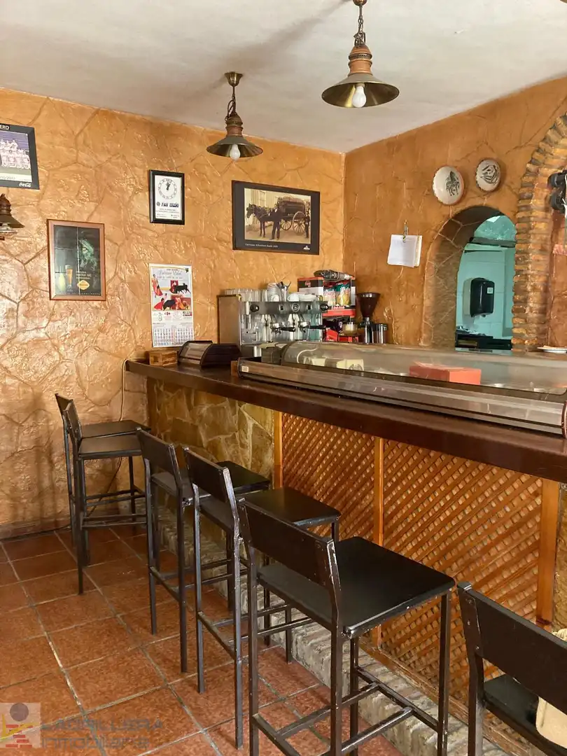 Local comercial en venda a El Cristo - Cayetano Roldán, imagen 2