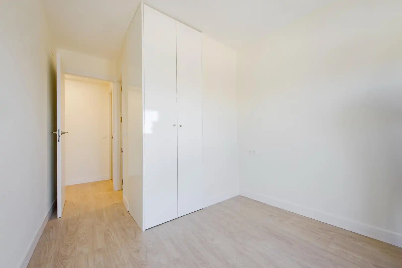 Bedroom of Flat for sale in Madrid