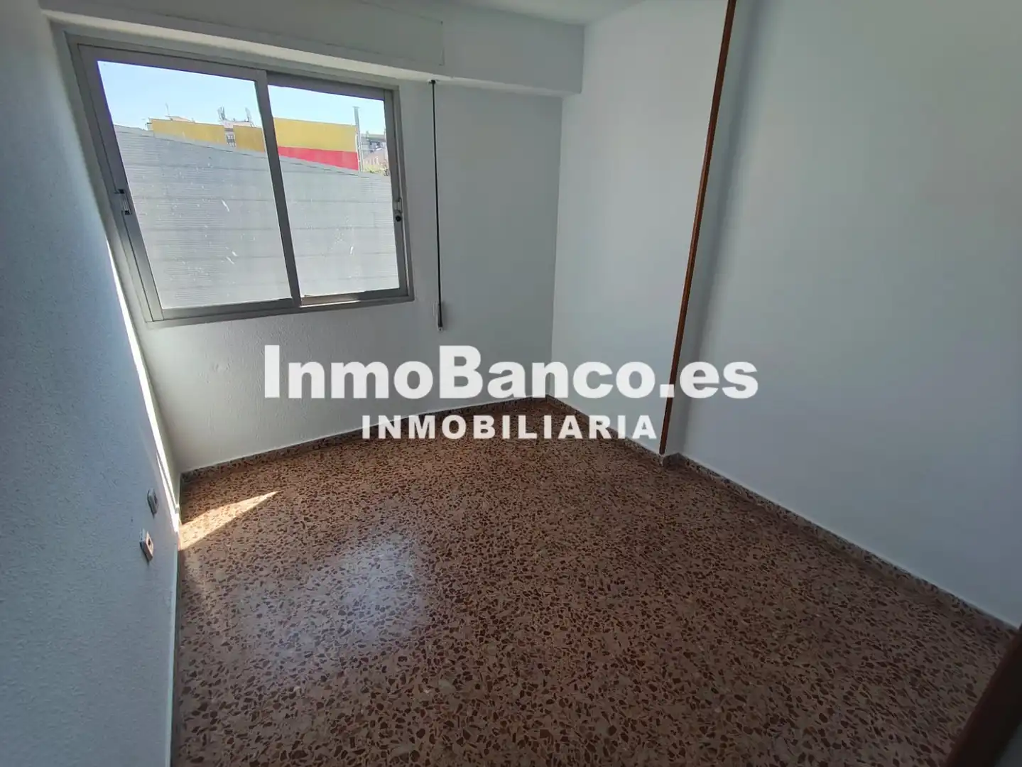 Flat with terrace for sale in Carrer del Poeta Llorente 25, imagen 6