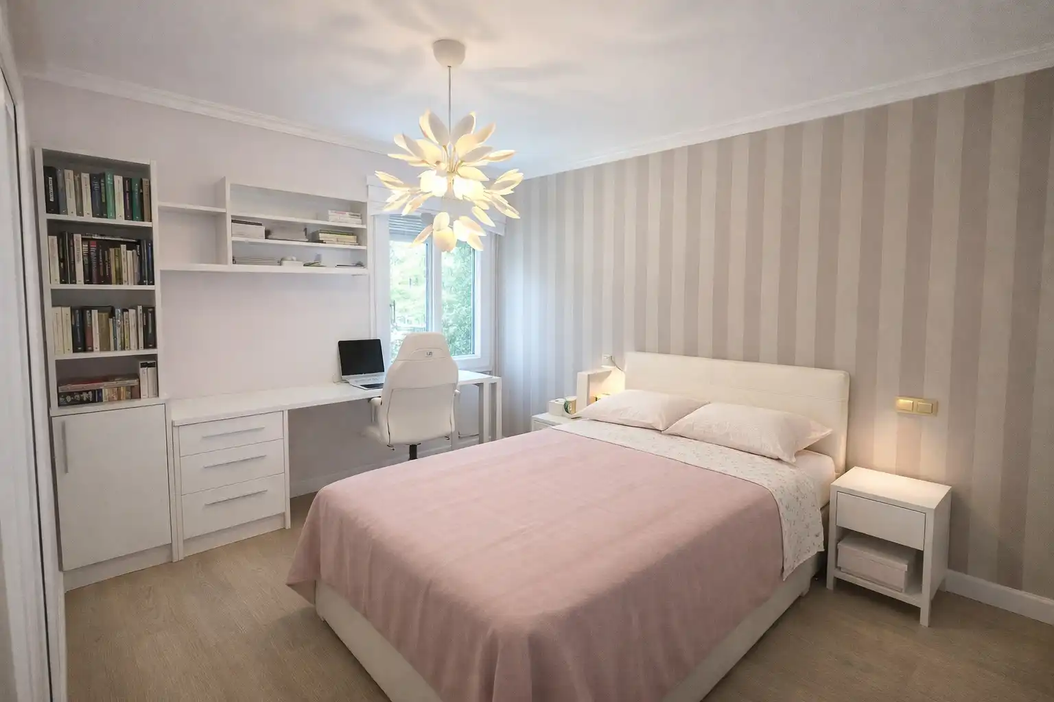 Schlafzimmer von Wohnung zum Verkauf in Madrid mit Klimaanlage, Heizung und Privatgarten