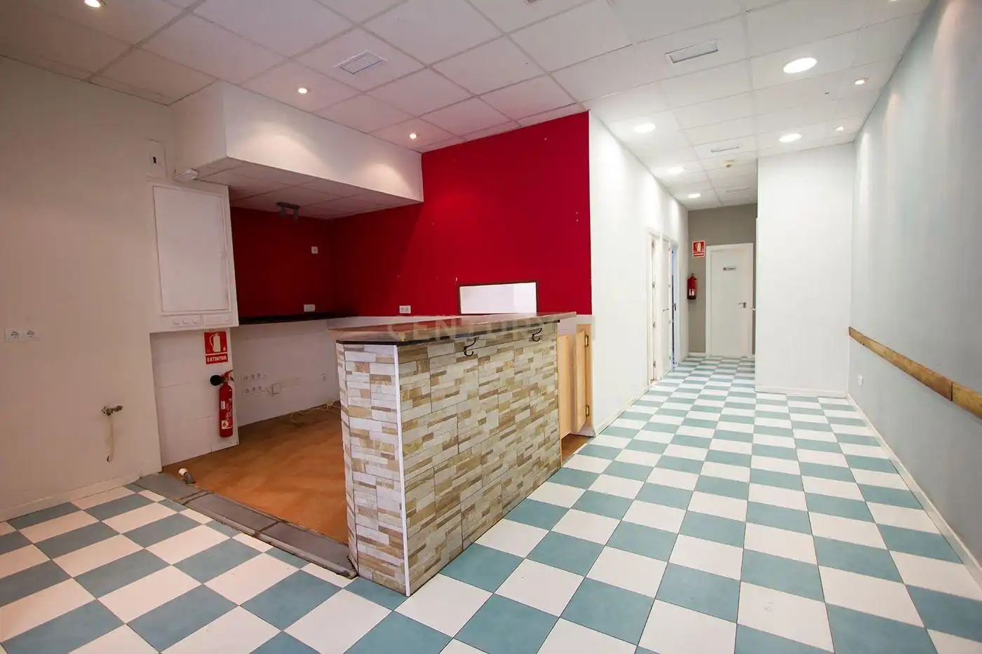 Local en venda en Majadahonda amb Aire condicionat