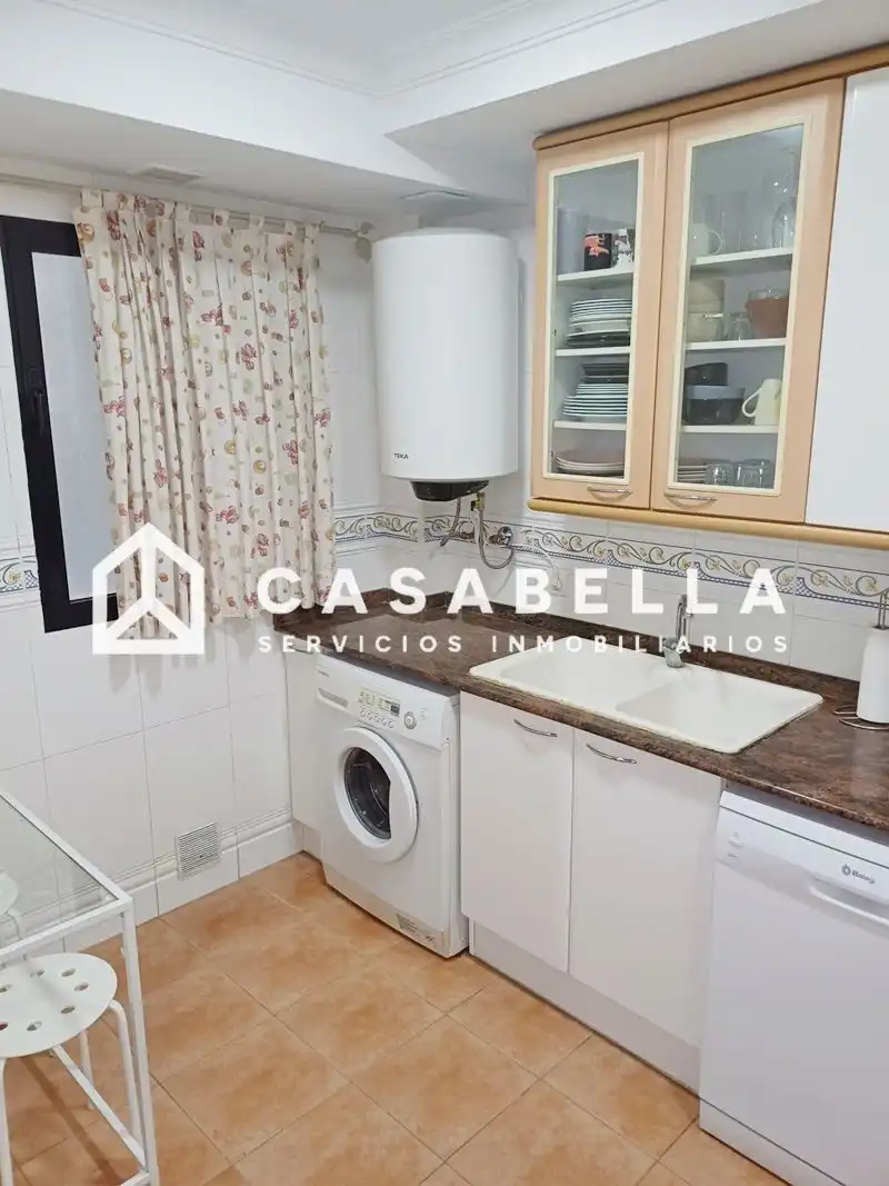 Küche von Wohnung zur Miete in Valencia mit Klimaanlage, Heizung und Terrasse
