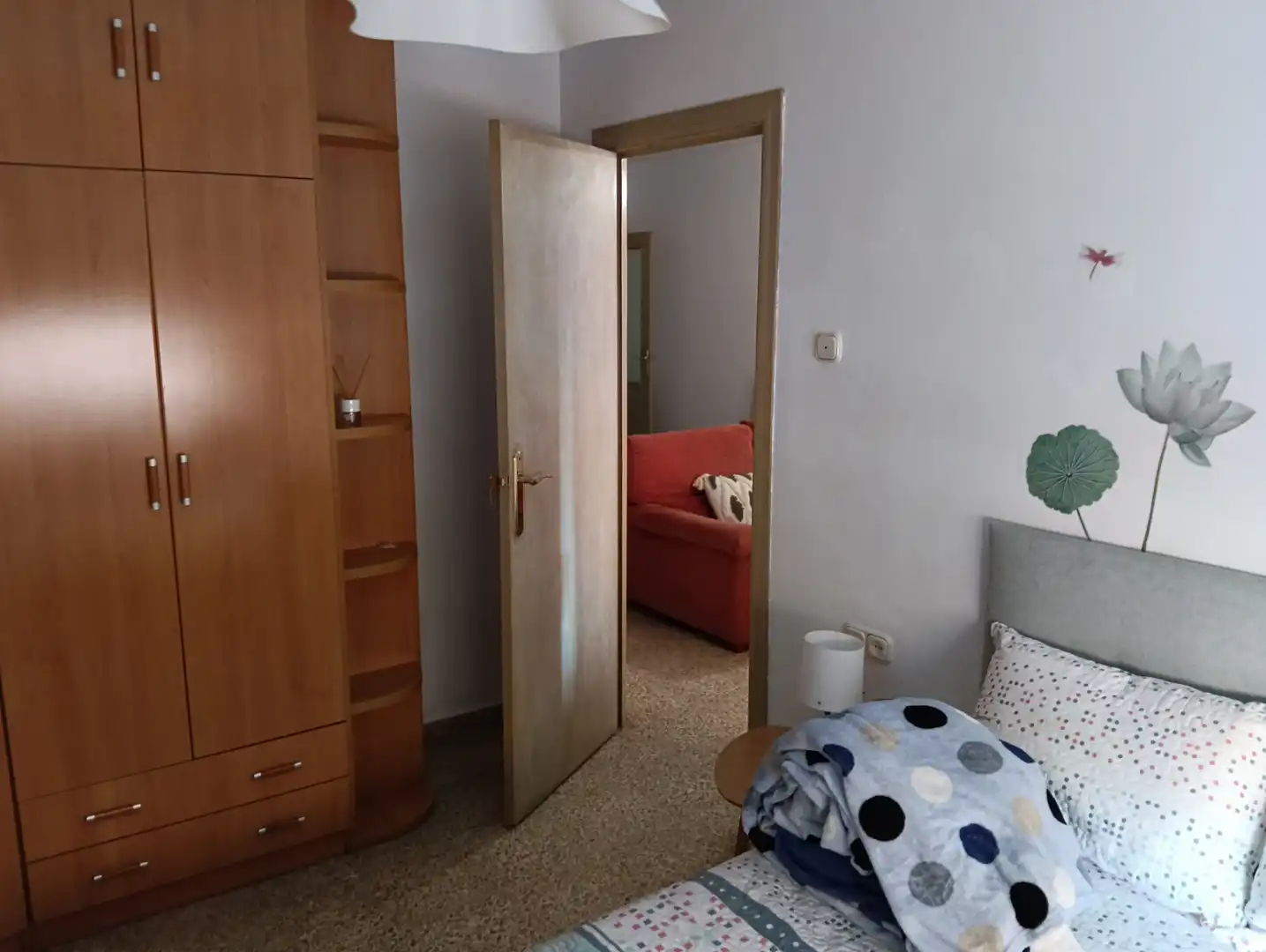 Habitación de Piso de alquiler en Granada con Amueblado