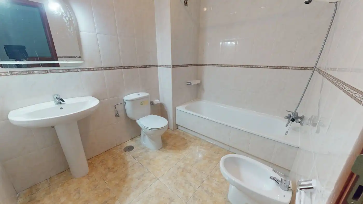 Badezimmer von Wohnung zur Miete in Santa Úrsula mit Balkon
