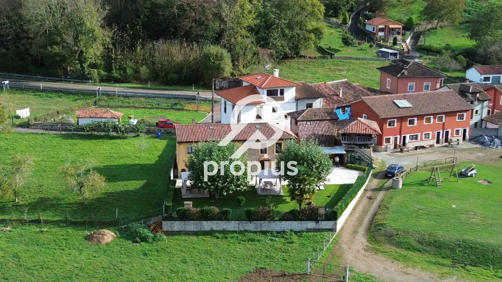 Casa o chalet en venta en Parres con Calefacción, Jardín privado y Parquet