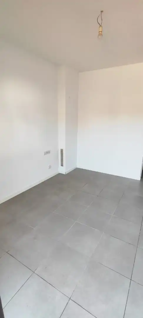 Piso de alquiler en Carrer de Granada, Egara