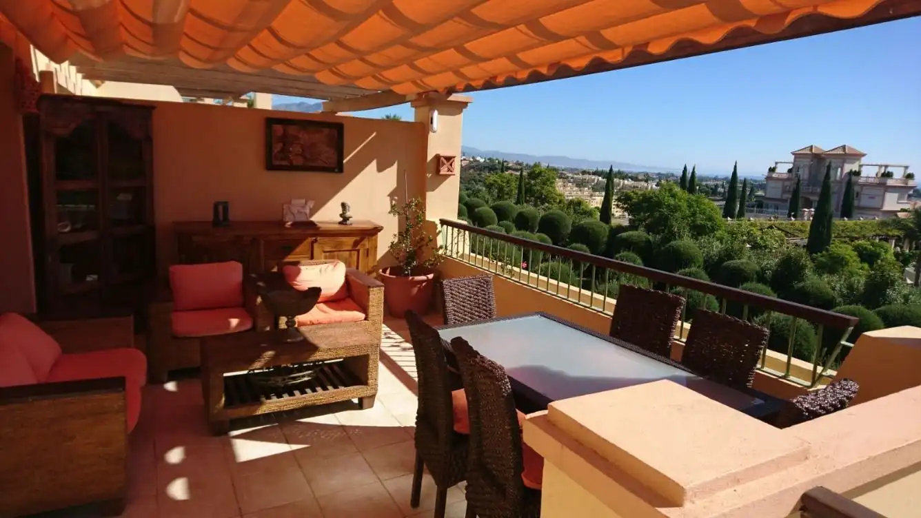Terraza de Dúplex en venta en Benahavís con Aire acondicionado, Parquet y Terraza