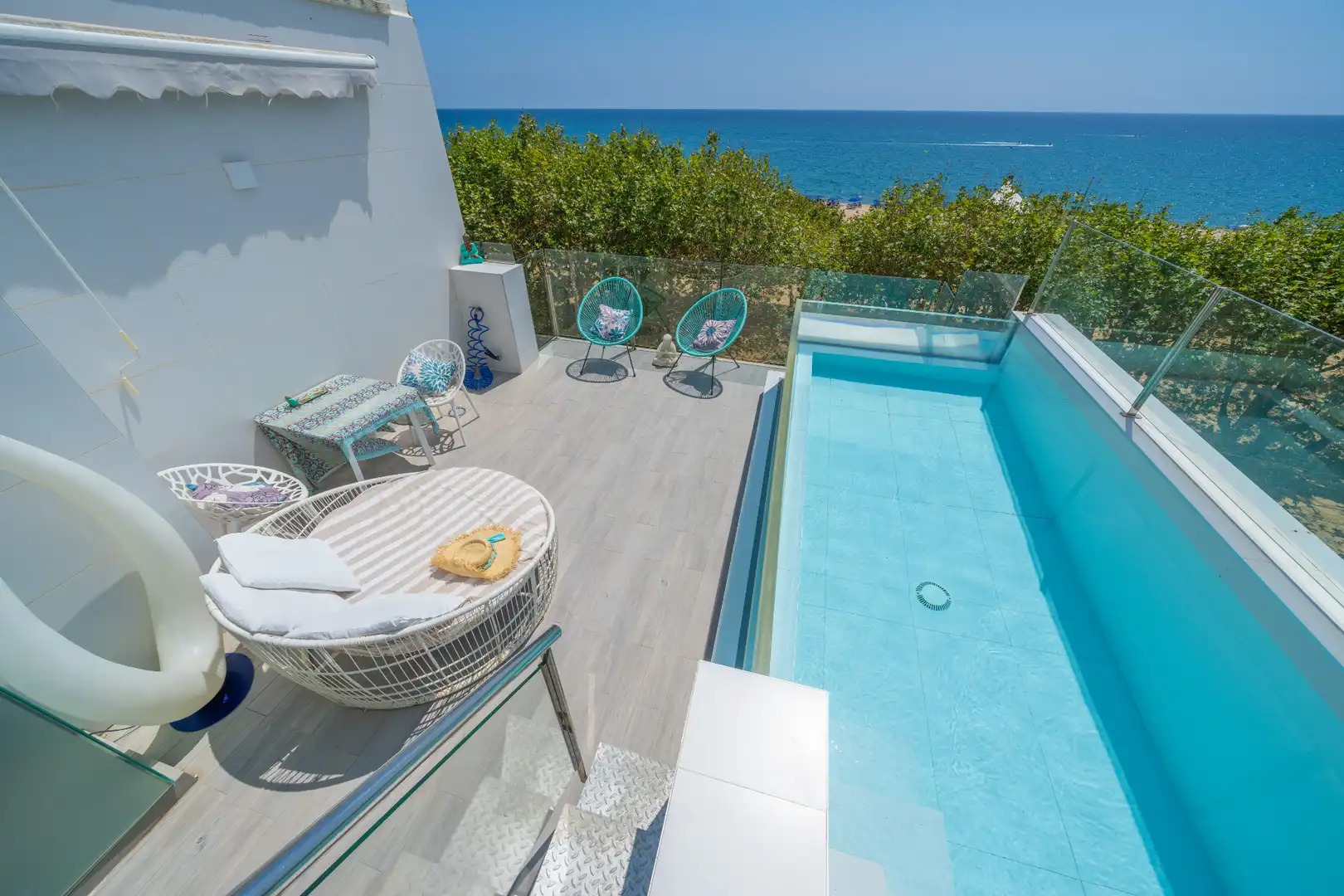 Schwimmbecken von Dachboden zum Verkauf in Calella mit Klimaanlage, Terrasse und Schwimmbad