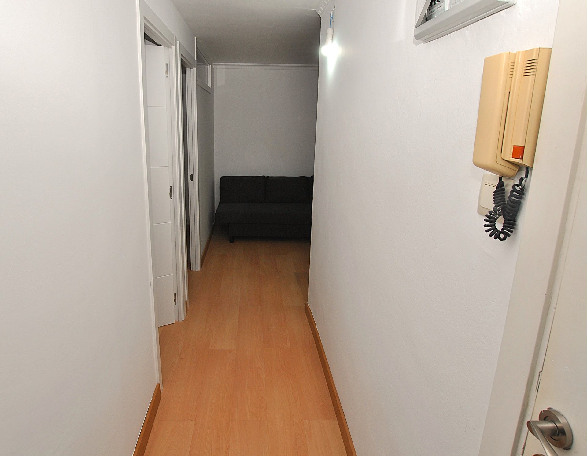 Piso en venta en Vigo  con Calefacción, Parquet y Amueblado