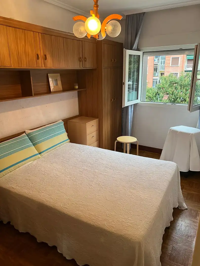 Habitación de Piso en venta en Bilbao  con Calefacción