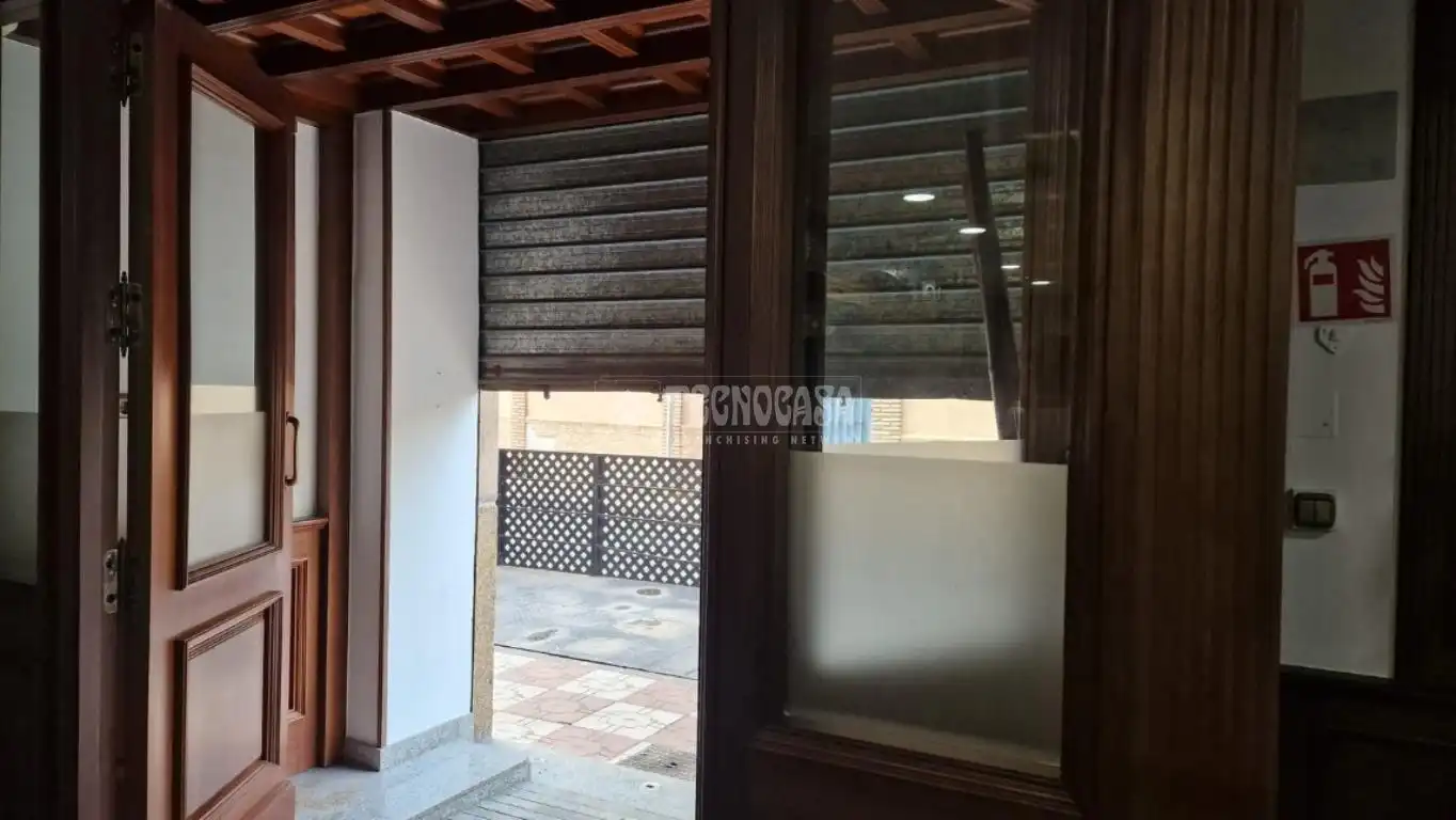 Commercial properties for sale in Cúllar Vega