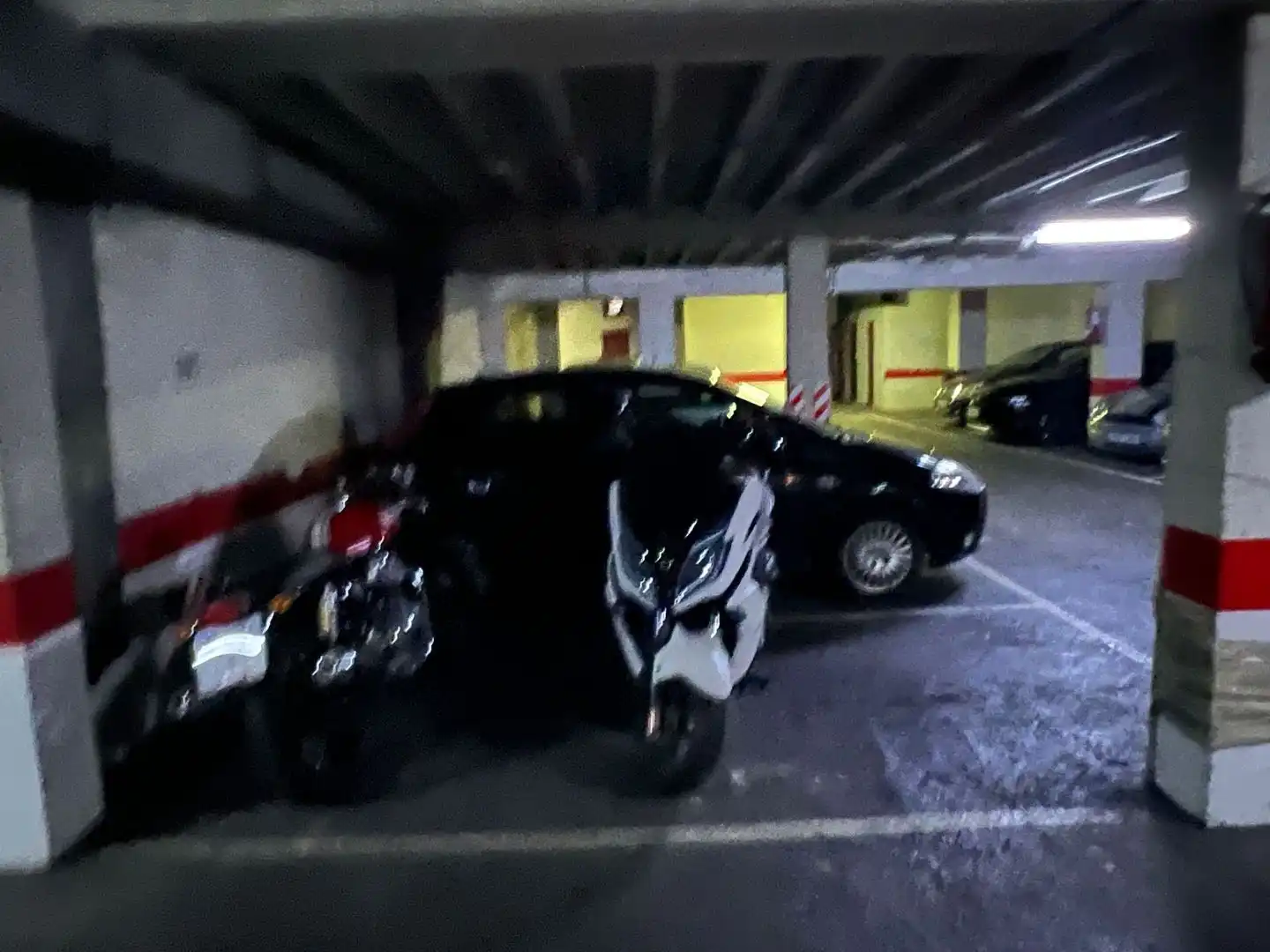 Moto à louer à Compromiso de Caspe 17, imagen 2