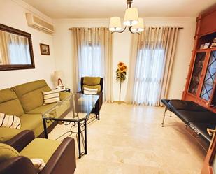 Living room of Flat to rent in Fernán-Núñez  with Air Conditioner, Terrace and Furnished