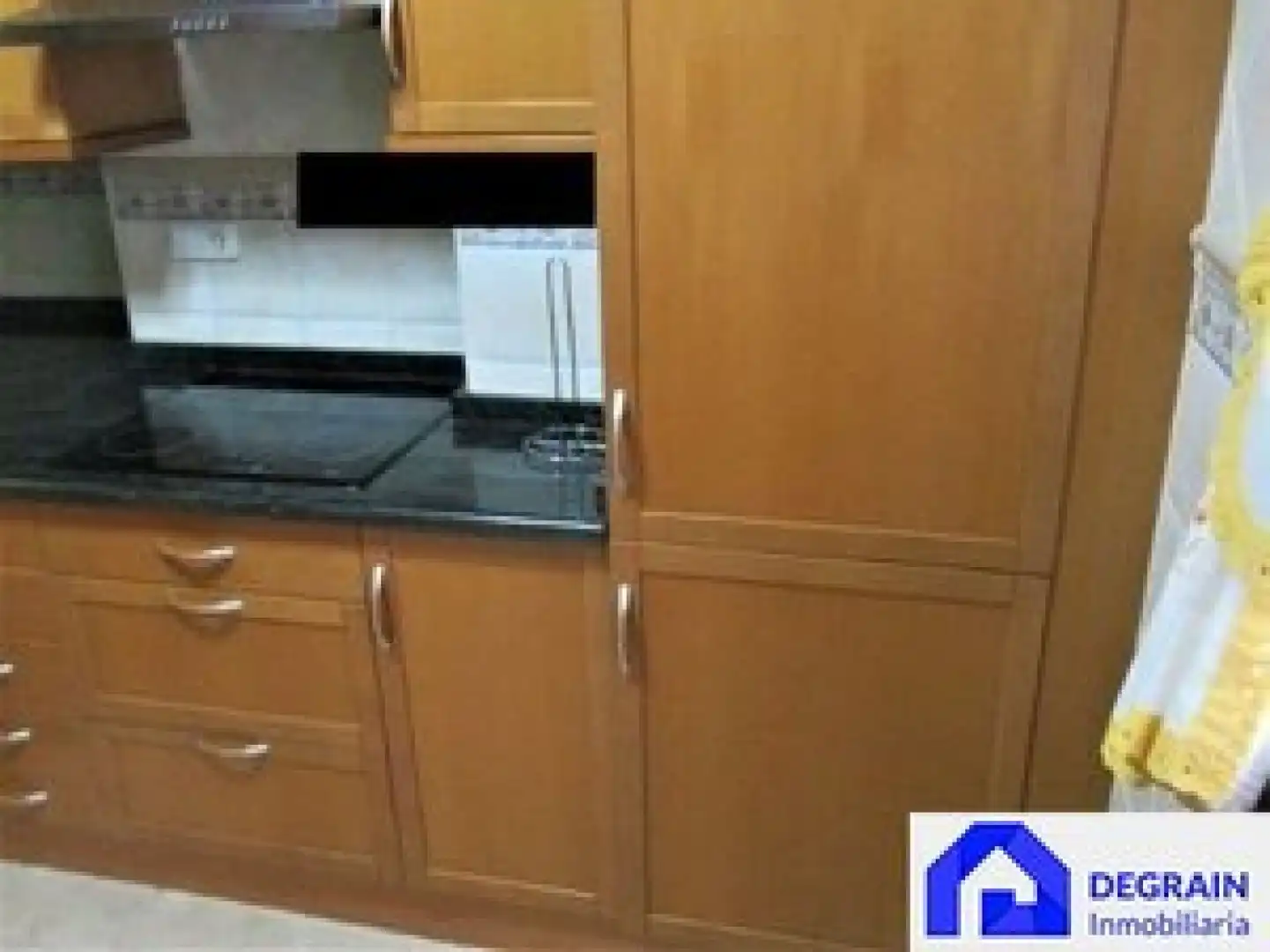 Cuina de Pis en venda en Oviedo  amb Traster