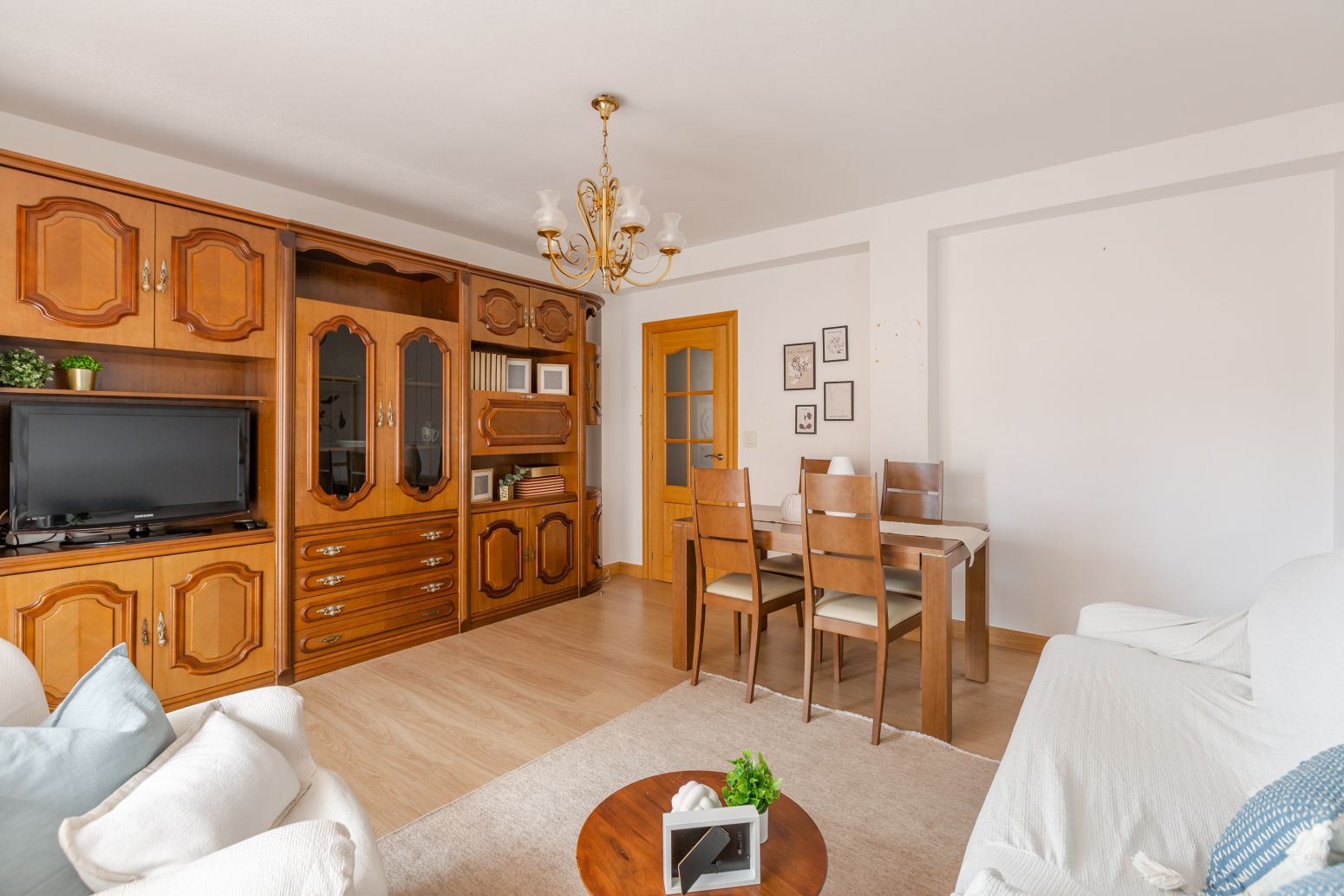 Sala d'estar de Pis en venda en Irurtzun amb Calefacció, Terrassa i Balcó