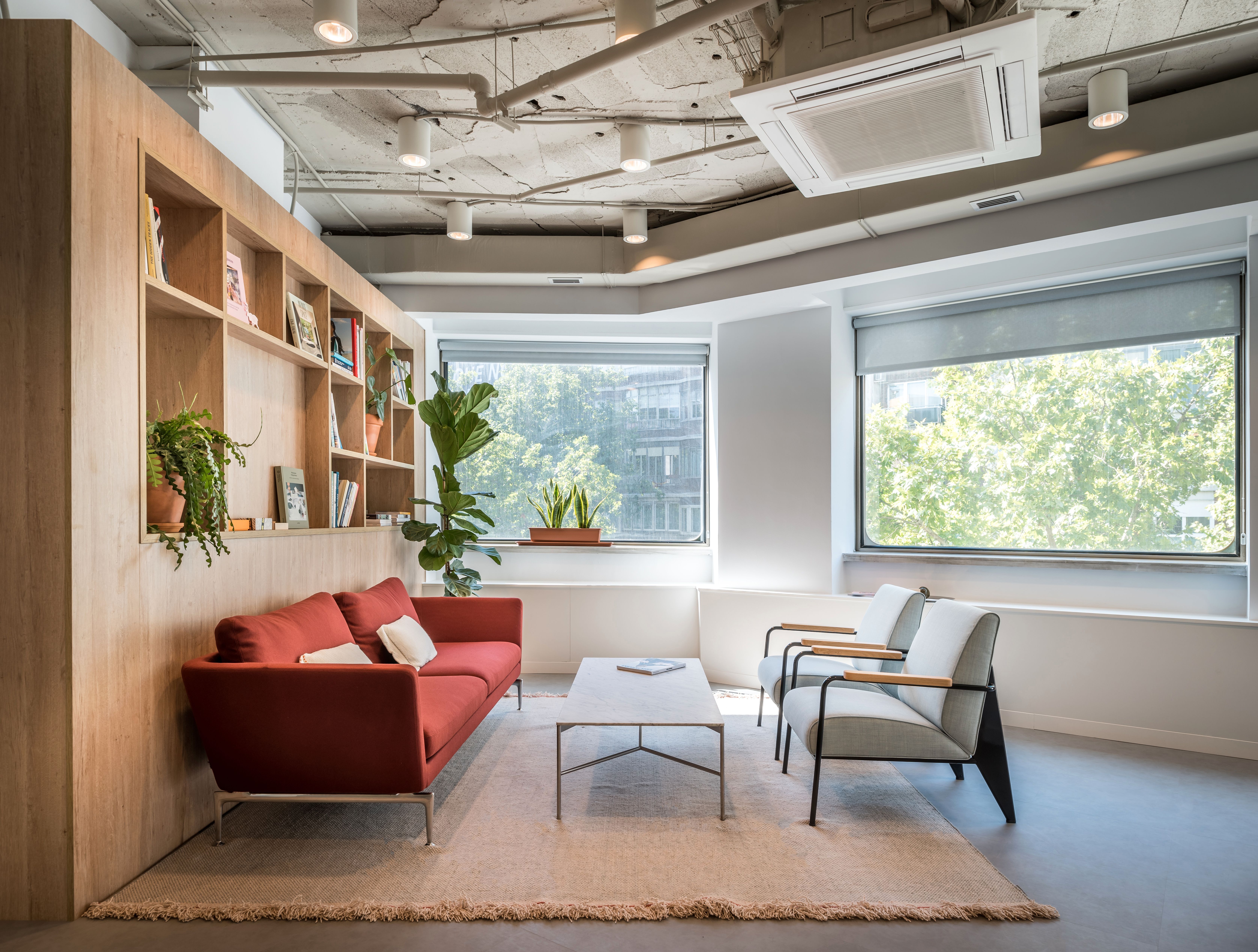 Living room of Office to rent in  Madrid Capital  with Air Conditioner, Heating and Furnished