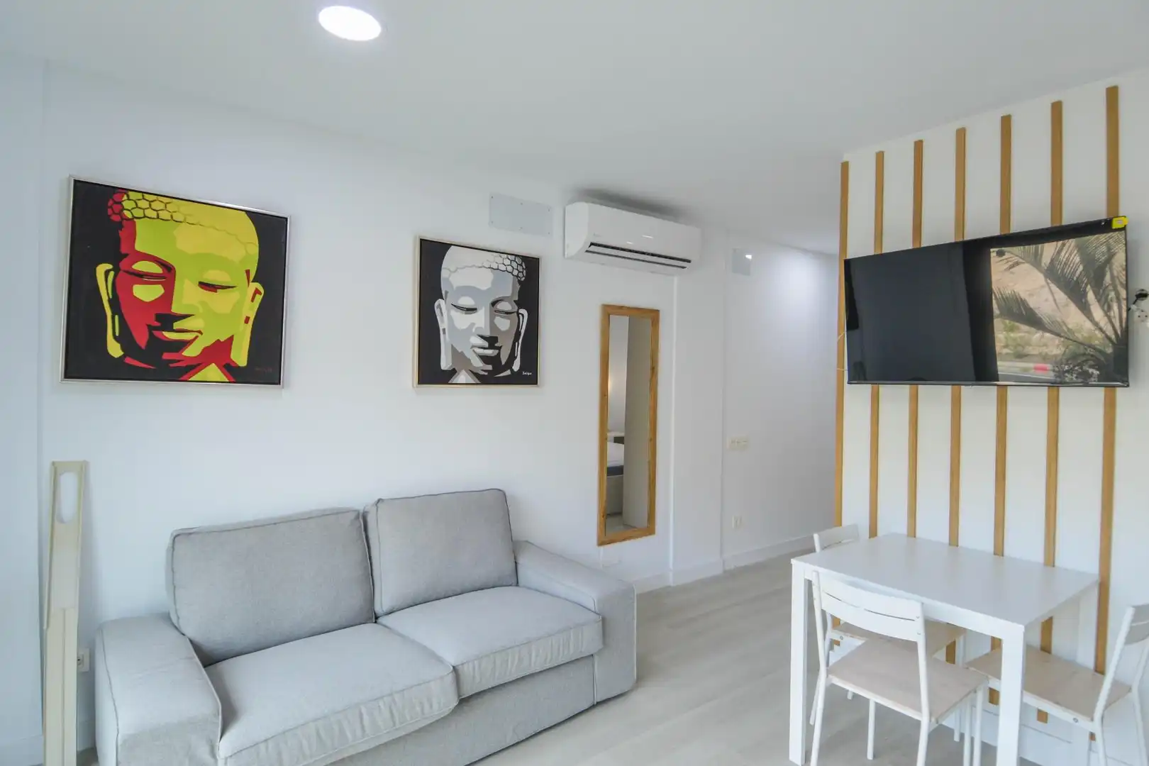 Sala d'estar de Estudi en venda en Mogán amb Aire condicionat i Moblat