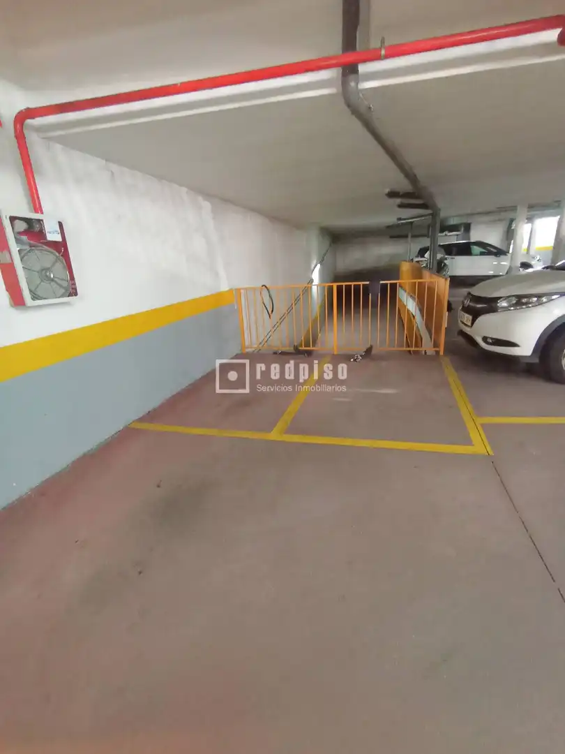 Aparcament de Garatge en venda en Madrid