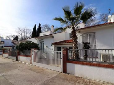 Casa con giardino in vendita a Pasaje Montseny 122