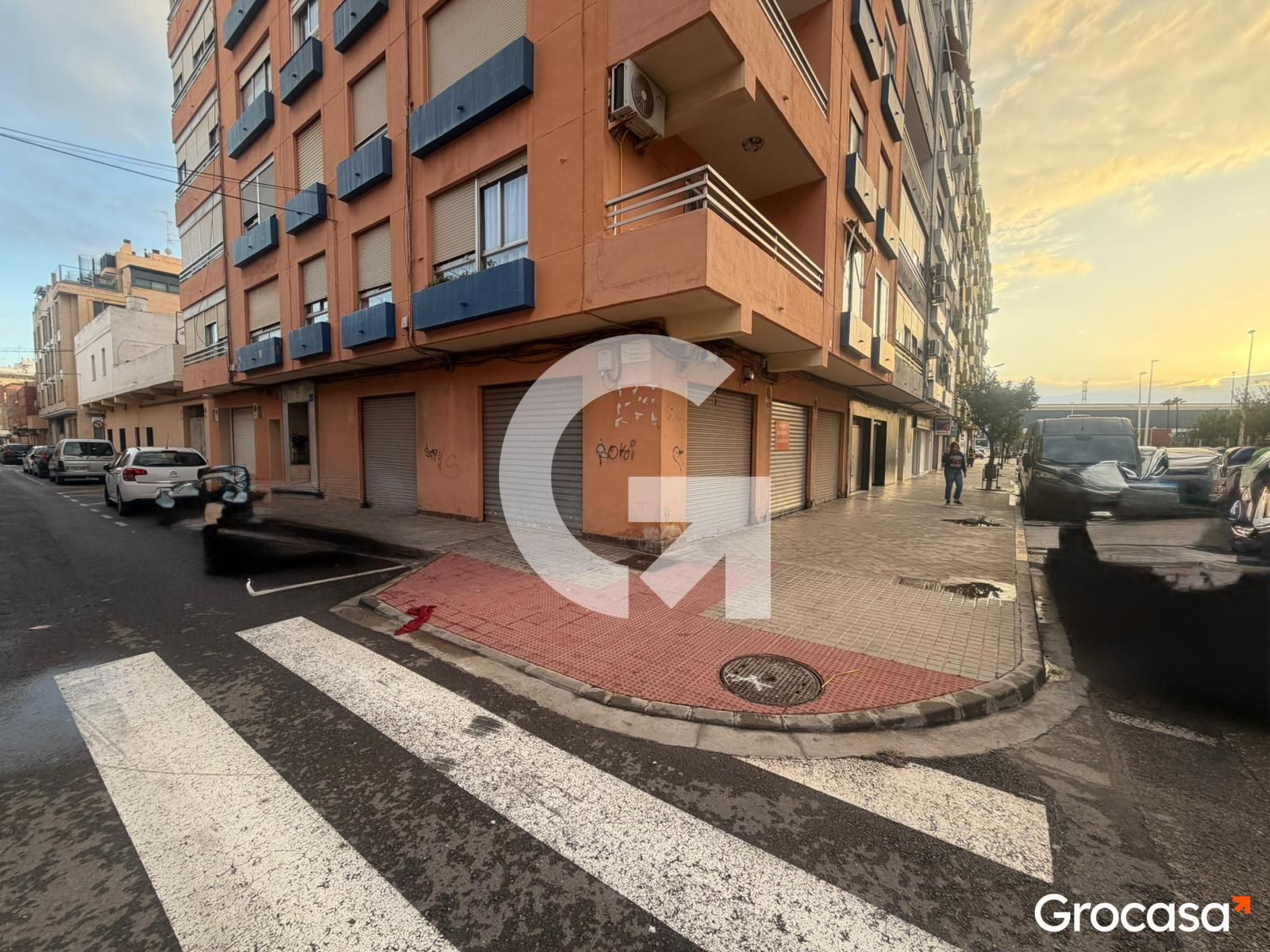 Vista exterior de Local en venta en Sagunto / Sagunt